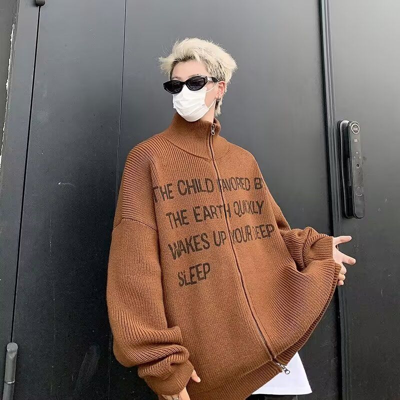 Autumn New Loose Stand Up Collar Knitted Men's Retro Letter Printed Cardigan Sweater Jacket_voghion.com