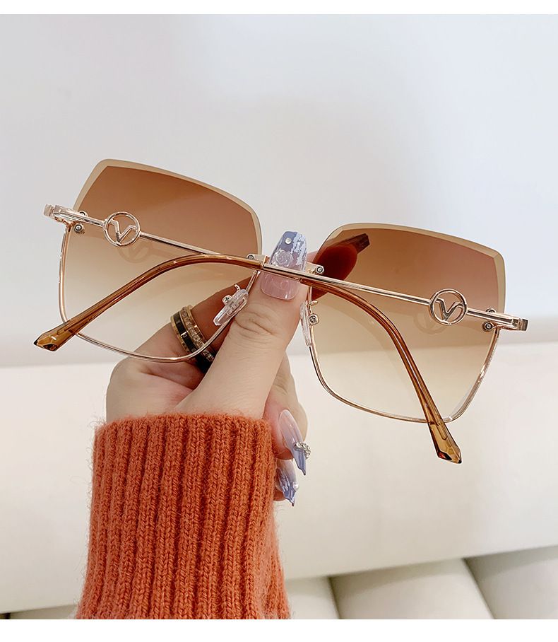 Gafas de sol nuevas sin marco con borde de corte para mujer, de moda, de metal, con marco grande, con luz degradada, para conducir, viseras solares_voghion.com