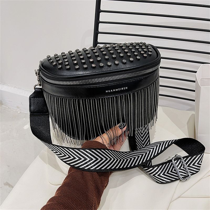 Luxus Frau Brust Mode Quaste Leder große Kapazität Crossbody Sling Frauen Taille Tasche Casual Niet Design Reise Sac_voghion.com