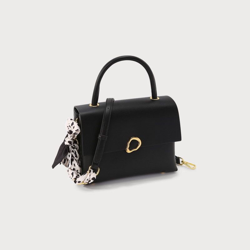 for Women Niche Design 2023 Autumn New High-Quality Texture Handbag Women's Shoulder Crossbody Commuter Bag_voghion.com