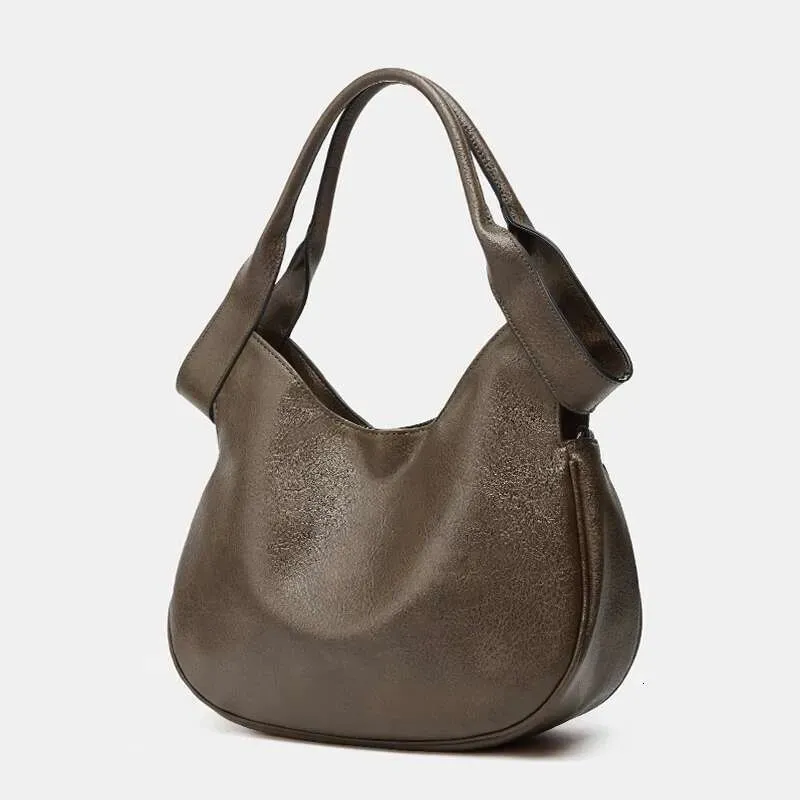 Designer 2025 Simple Plain Large Capacity One-Shoulder Crossbody Bag, Niche Design Ladies Tote Special-Shaped Bag_voghion.com
