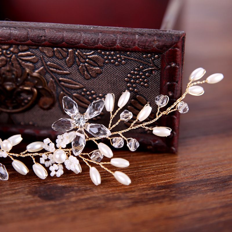 Αξεσουάρ για νυφικό με μαργαριταρένια κεφαλόδεσμο Νυφικό κεφαλόδεσμο μαλλιών_voghion.com