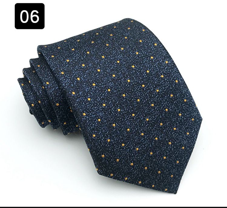 Cravatta, abbigliamento formale uomo, business, completo, accessori, personale, lavoro, tempo libero, moda, colletto artigianale con larghezza di_voghion.com