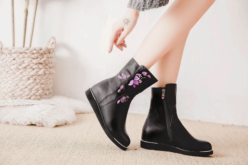 Scarpe invernali in velluto di cotone ricamate corte, stivali da donna con tacco basso e fondo piatto, casual_voghion.com