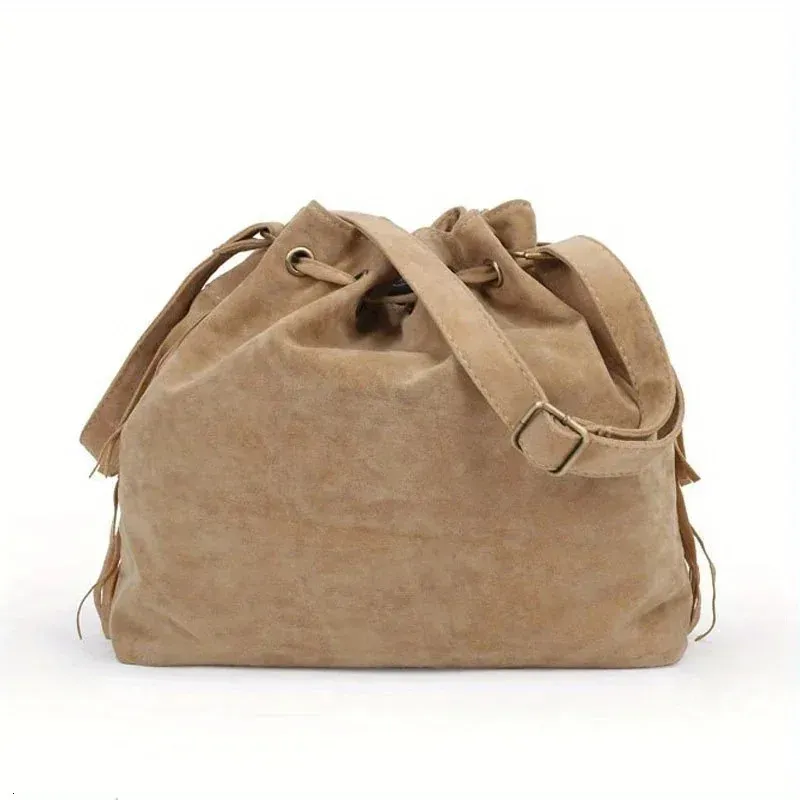 Borsa da donna alla moda in morbido velluto satinato con nappa e tracolla singola con coulisse 250314l_voghion.com
