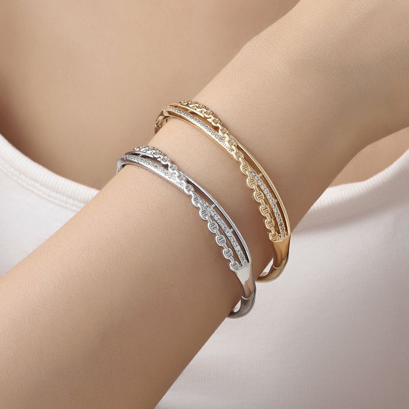 Neues modisches Kupfer-Zirkon-Armband für Frauen, einzigartiges leichtes Luxusarmband, einfacher, vielseitiger Alltagsschmuck, heißer Verkauf_voghion.com