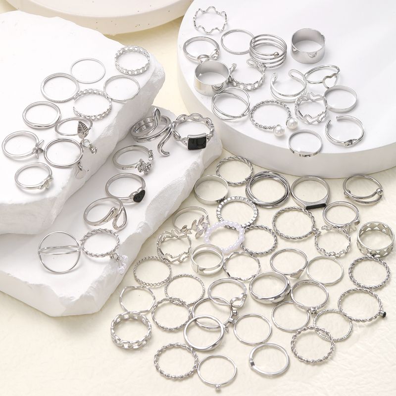 Gotowy zapas 69 szt. Bohemian Geometric Knuckle Rings Set For Women Sier Color Butterfly Heart Charm Finger Ring Female Party Jewelry_voghion.com