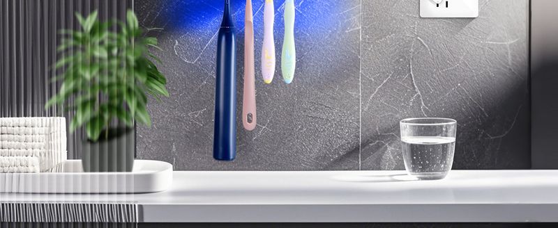 Auntyfey U-V-C sterilizer cleaning sterilizer, wall mounted holder, 4 toothbrush slots and timing function_voghion.com