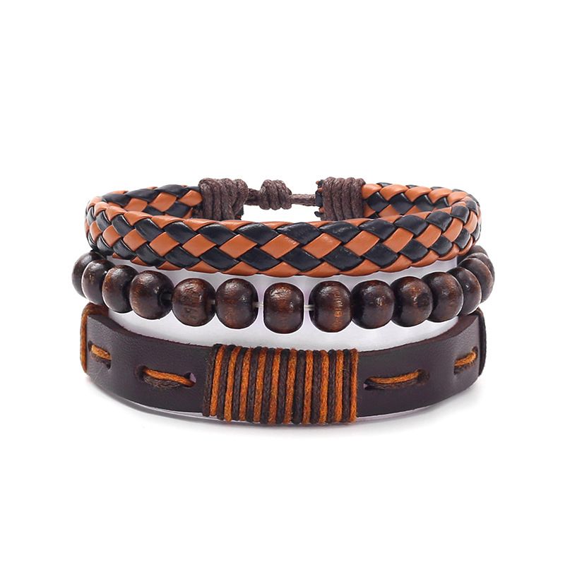 Bracciale unisex in pelle nera con teschio fatto a mano fai da te da uomo_voghion.com