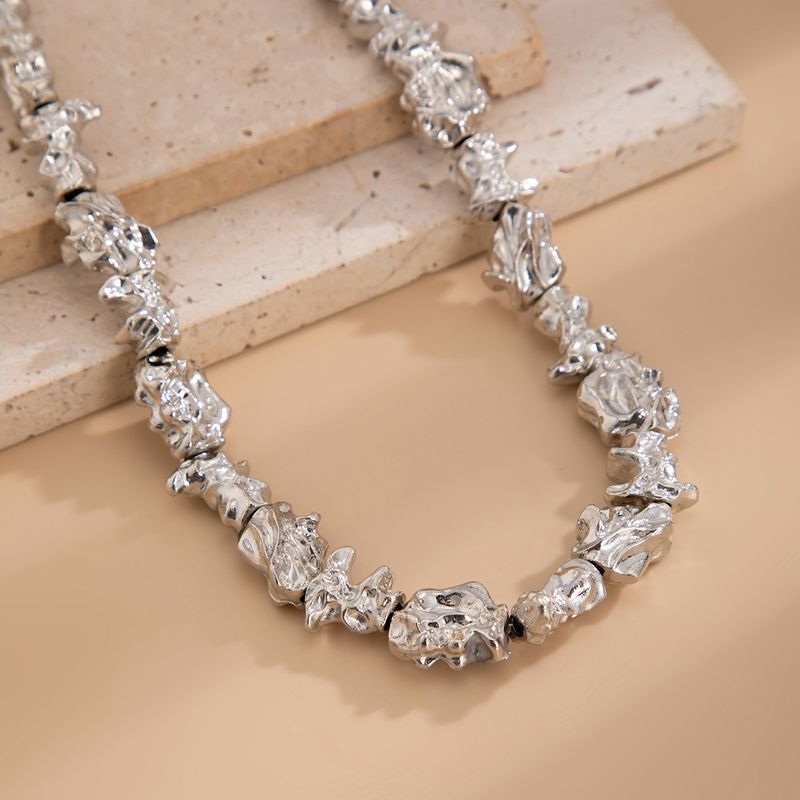 Plissierte Halskette aus flüssigem Metall im Punk-Stil für Damenmode, unregelmäßige Lavakette, Schlüsselbeinkragen_voghion.com