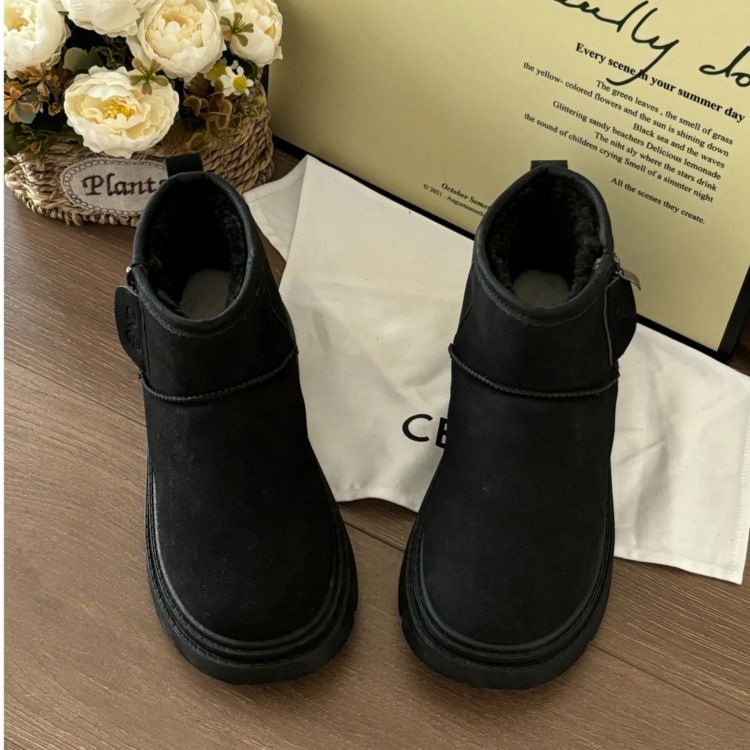 Dick besohlte Schneestiefel für Damen im Winter 2024, neues Modell mit samtig dicken Fußpedalen, kurzen Stiefeln mit Brot und Leder_voghion.com