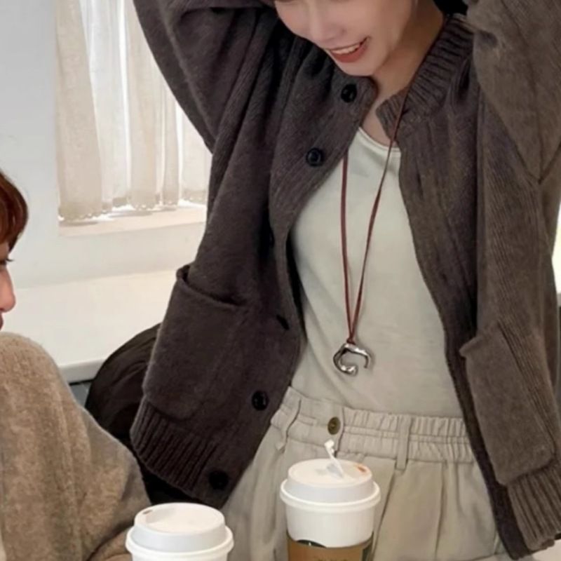 Collana con ciondolo a forma di ferro di cavallo in metallo a forma di U, in corda di pelle di caffè, con design di nicchia, da donna, astratta, in argento, lunga catena per maglione_voghion.com