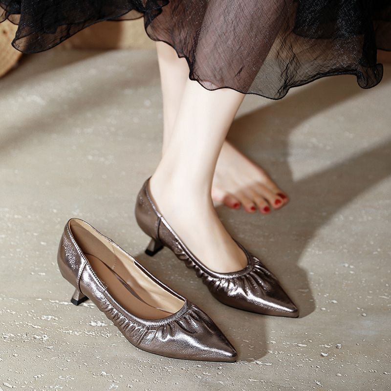 Stiletto Silber Weiches Leder Faltig Pendler Arbeit Spitz High Heels 2025 Neue Frühling Herbst frauen Mid Heel Schuhe_voghion.com