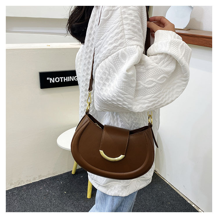 Bag Women's 2023 New High-end Niche Design Popular All-match Handbag Simple underarm single shoulder Messenger bag_voghion.com