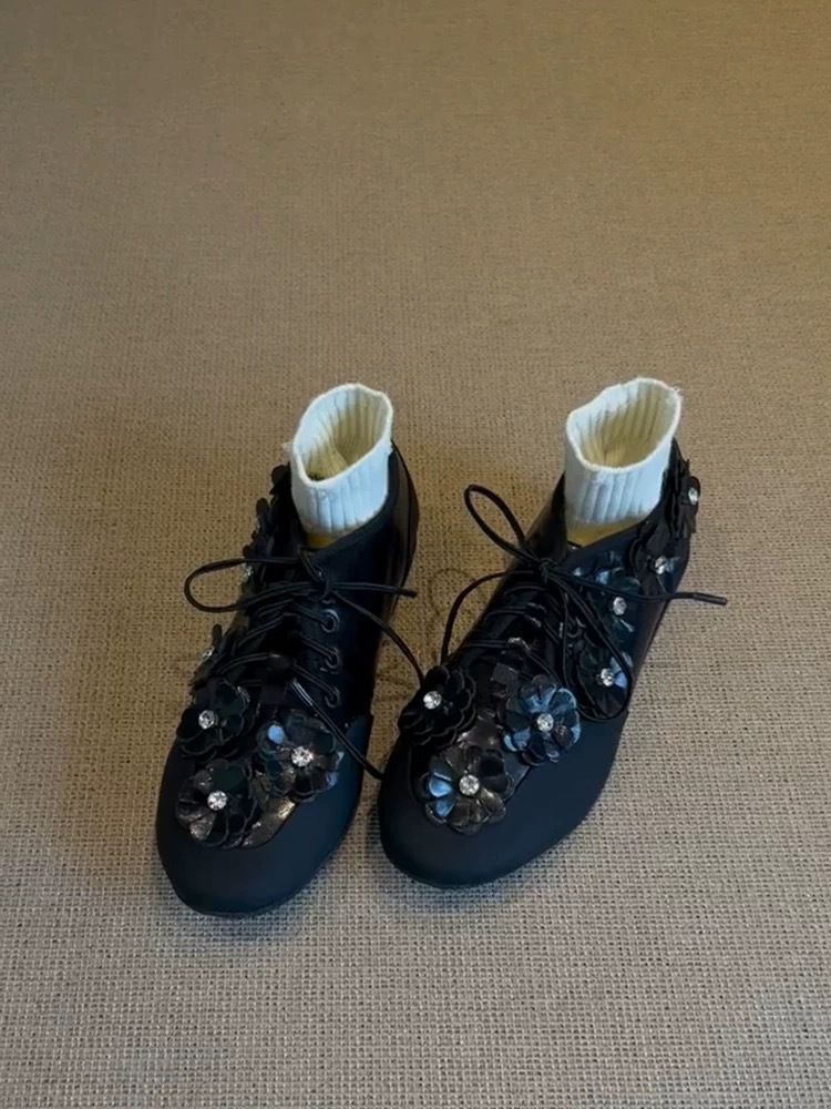 Women's 2025 Spring Summer New Niche Floral Lace German Training Single Shoes_voghion.com