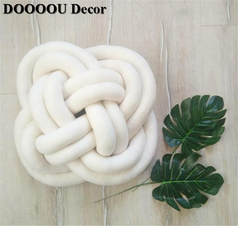 Deense internetberoemdheid's knoopbalgeknoopte effen bankkussen, creatieve Nordic INS_voghion.com