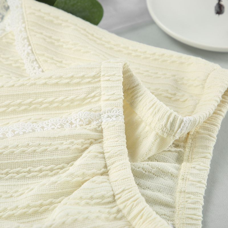 Nuovo set estivo da donna con canotta, pantaloncini e pigiama in maglia bianca, due pezzi_voghion.com