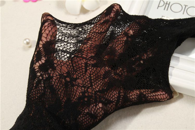 Sexy with flower hollow lace pantyhose and mesh socks_voghion.com