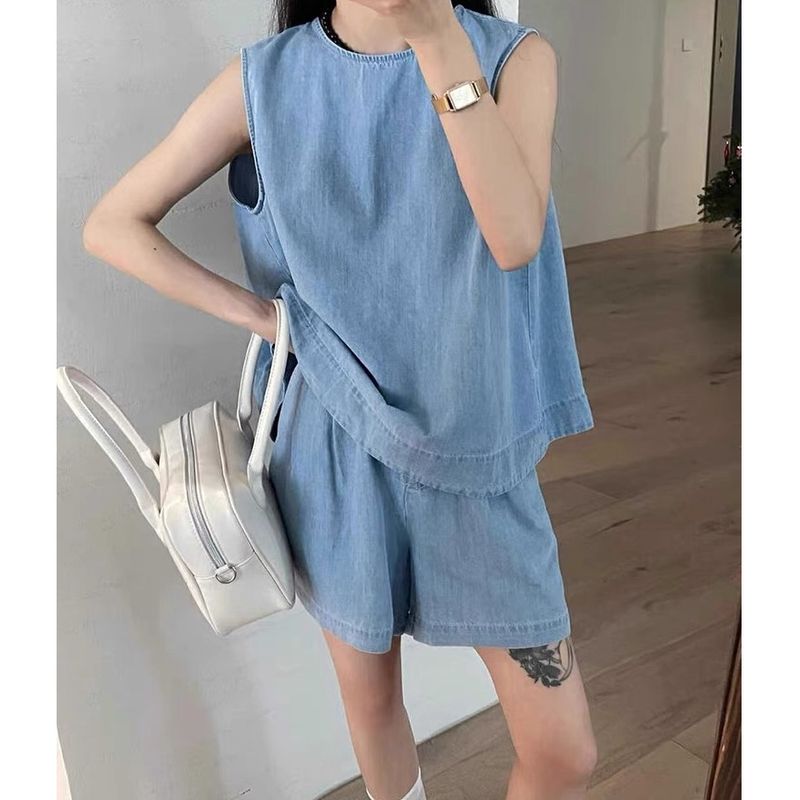 Audday 2024 New Denim Vest For Women Summer Korean Style Slimming Sleeveless Top Elastic Waist Shorts Two-Piece Set_voghion.com