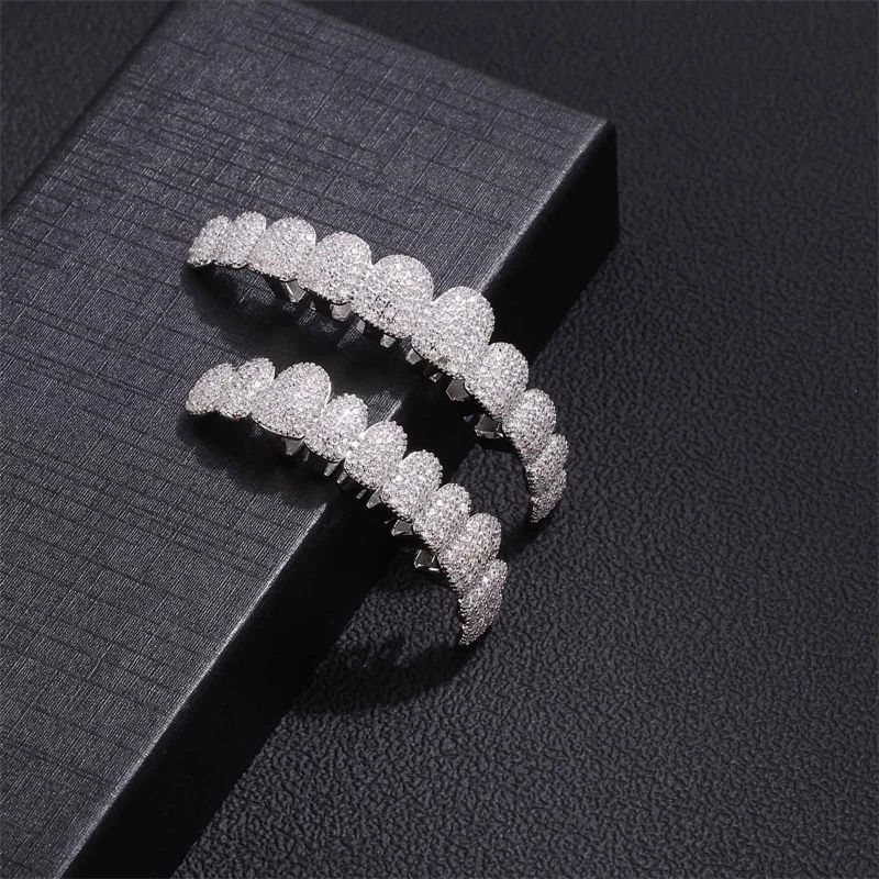 Christmas Hip-Hop 14K Electroplated Copper Zirconia Teeth Exaggerated Rap Props Braces Accessories_voghion.com