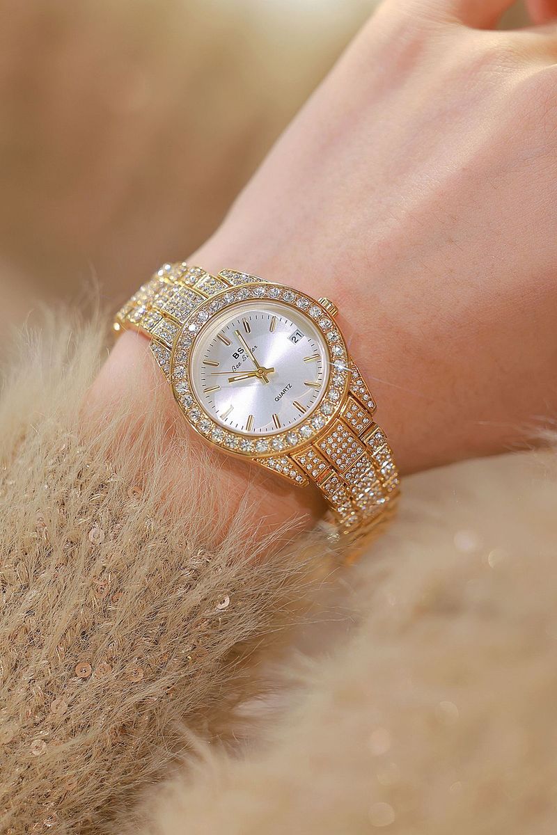 New light luxury ladies aqua ghost fashion temperament small square diamond calendar watch_voghion.com