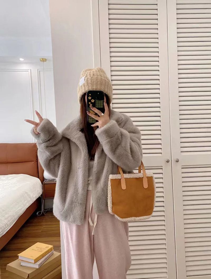 Cappotto in pelliccia sintetica in velluto di visone dorato da donna, con collo alto corto, giacca invernale ecologica in pelliccia sintetica_voghion.com