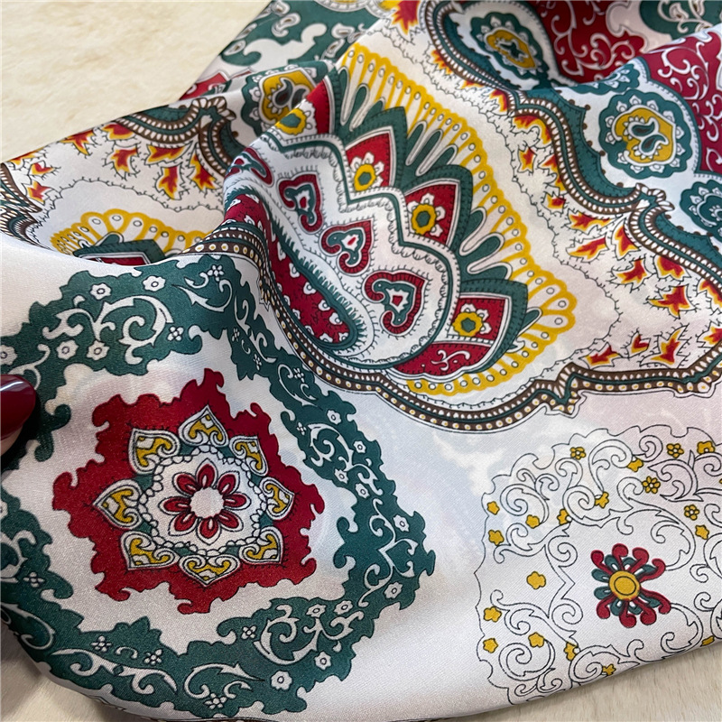 Pañuelo cuadrado pequeño occidentalizado, pañuelo de seda, pañuelo de seda de imitación para mujer, chal estampado, pañuelo de protección solar, diadema,_voghion.com