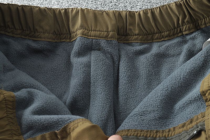 Winddichte und wasserdichte Outdoor-Samt-Softshell-Hose Gerade Winter-Freizeithose Multi-Bag-Tooling Herren_voghion.com