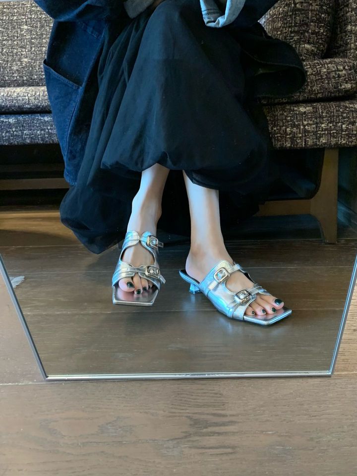 New Summer Dress Paired Slippers With Square Exposed Toe, Silver Single Line, Low Heel, French Style Sandals For A_voghion.com