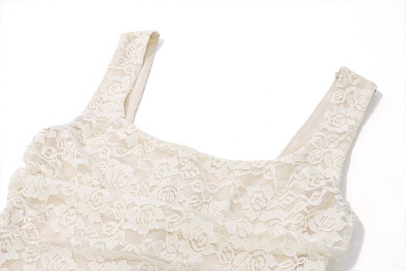 Completo elegante con top in pizzo senza schienale e gonna asimmetrica a vita alta - Completo da donna French Chic_voghion.com