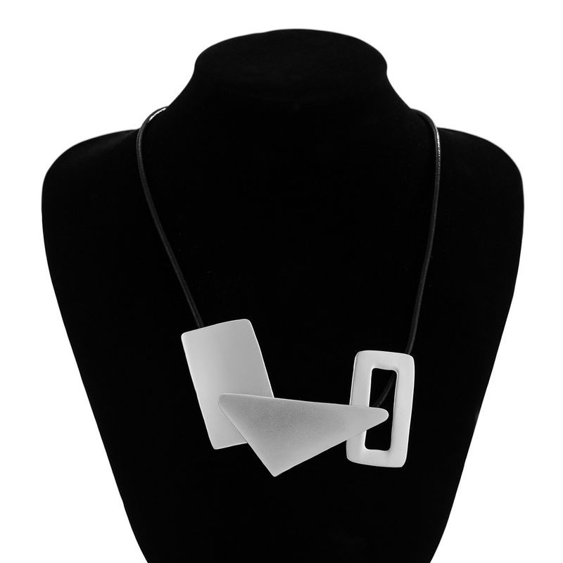 1pc Metallic Geometric Pendant Collar Rope Necklace For Women And Men Fashion Casual Street Party Jewelry_voghion.com