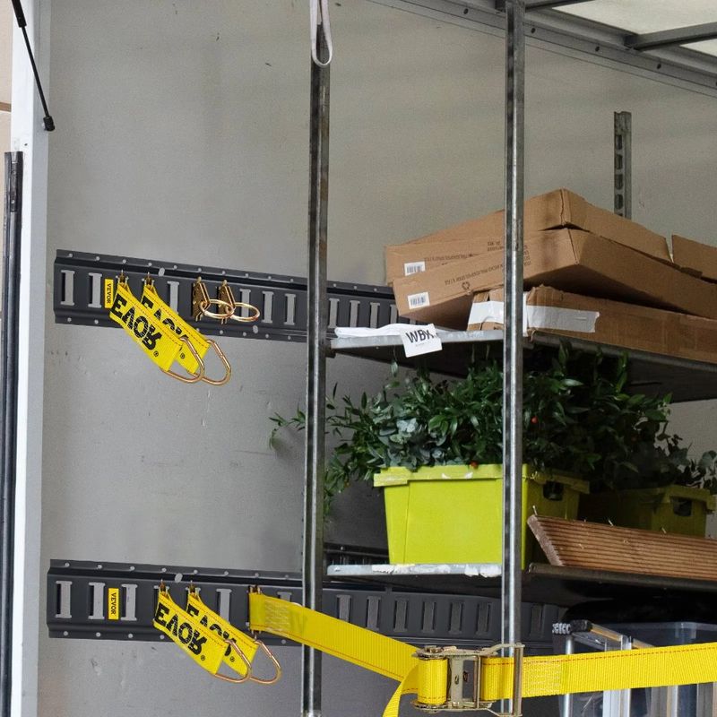 Il set E-Tracks include anelli a W/D da 5 piedi E O e 4 x 2 x 8 in acciaio e tiranti di ancoraggio singoli e binari e 8 anelli con fessura, kit di binari da 30 pezzi, binario 8_voghion.com