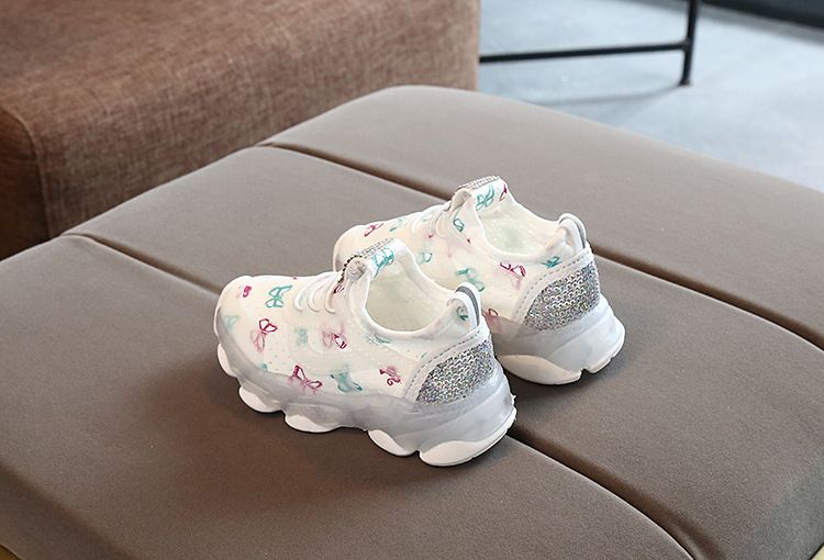 Frühling und Herbst Neue Wasser Diamant Pailletten Elastische Mädchen Anti slip LED Leuchtende kinder Schuhe_voghion.com