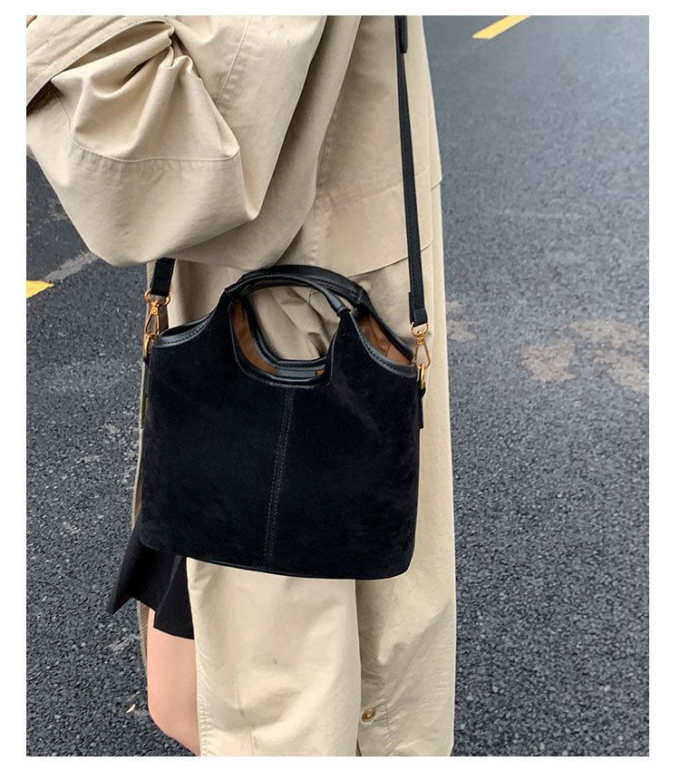 Borsa a secchiello con tracolla singola versatile in pelle scamosciata da donna, nuova moda 2025, borsa a mano Melad_voghion.com