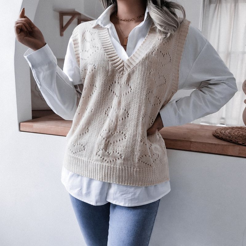 Maglione gilet lavorato a maglia con scollo a V e cuore cavo, moda donna, autunno inverno 2021_voghion.com
