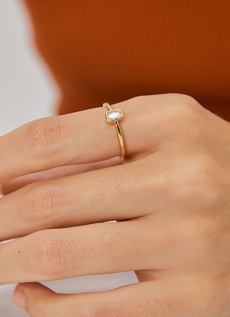 Anello con zircone quadrato semplice alla moda francese, anello da dito indice di fascia alta, fresco e versatile, design di nicchia femminile_voghion.com