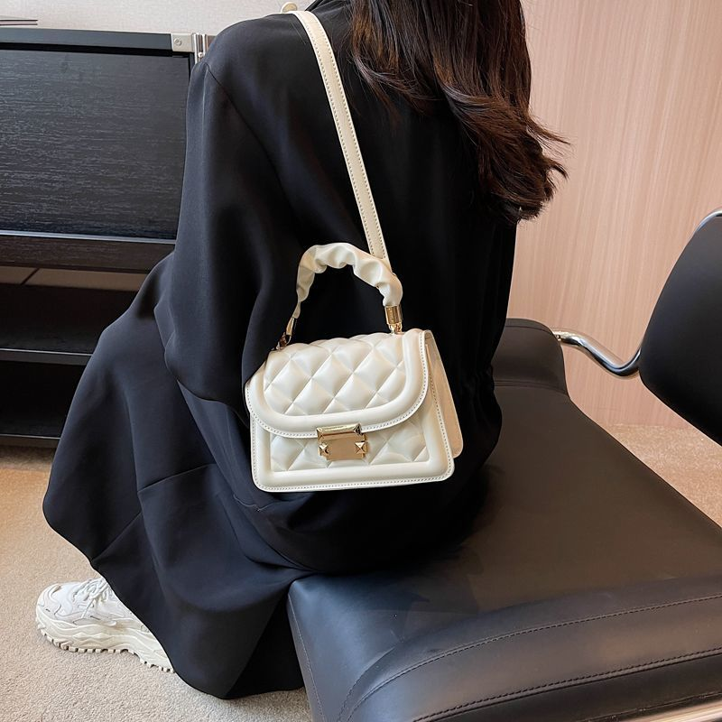 Borsa da donna Amy Rabbit 2023 Nuova moda estiva Lingge Versione coreana Versatile piccola tracolla monospalla portatile_voghion.com