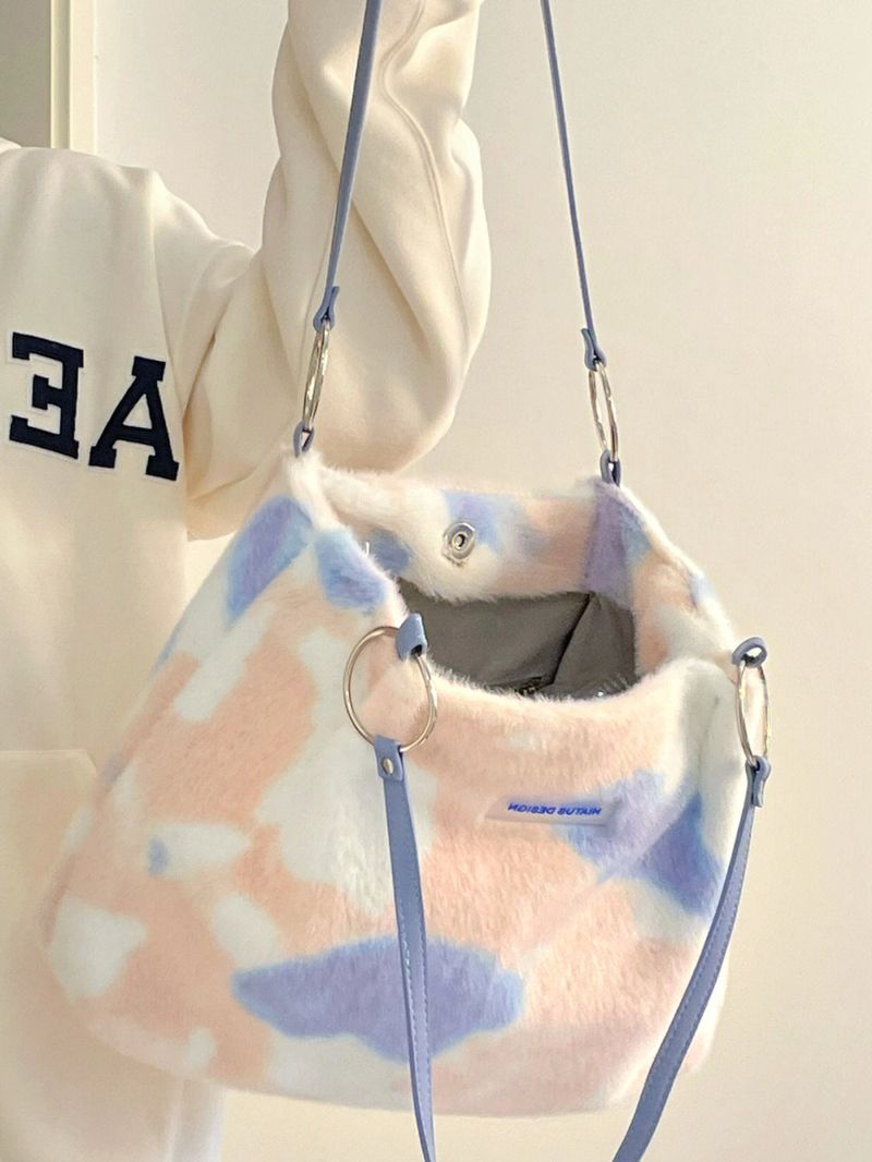 Nova plavo-ružičasta torbica za kosu zeca s tie-dye uzorkom za jesen i zimu 2025._voghion.com