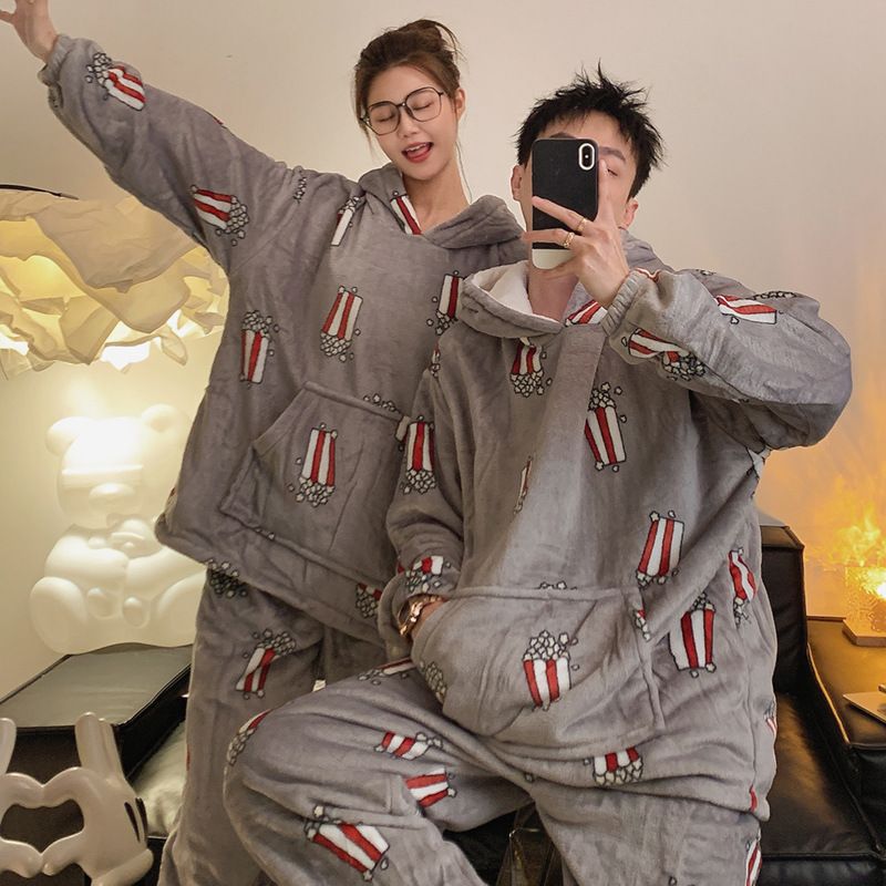Pijamas de pareja estilo Winter Ins 2024 engrosados con vellón de invierno cálido de manga larga para hombres y mujeres de franela para el hogar_voghion.com