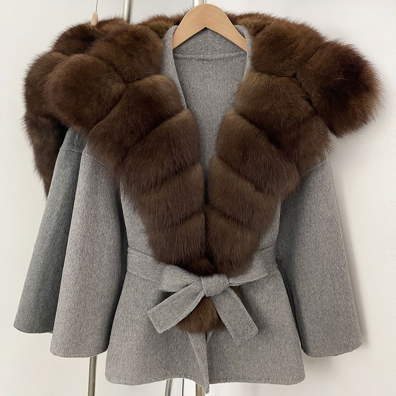 Cappotto di lusso in lana double-face con collo in pelliccia di volpe – Elegante cappotto in tweed ispirato alla moda francese_voghion.com