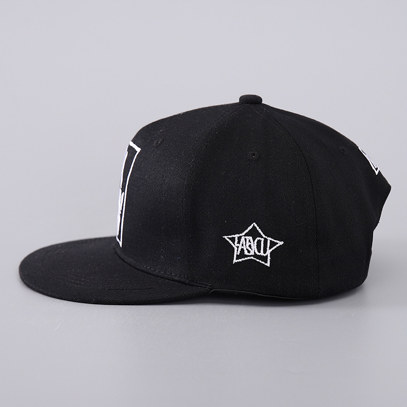 Baseball-Cap der Flat-Serie, personalisierbar, bestickt, Hip-Hop-Cap, Sonnenschutz-Entenschnabel-Cap mit großer Krempe_voghion.com
