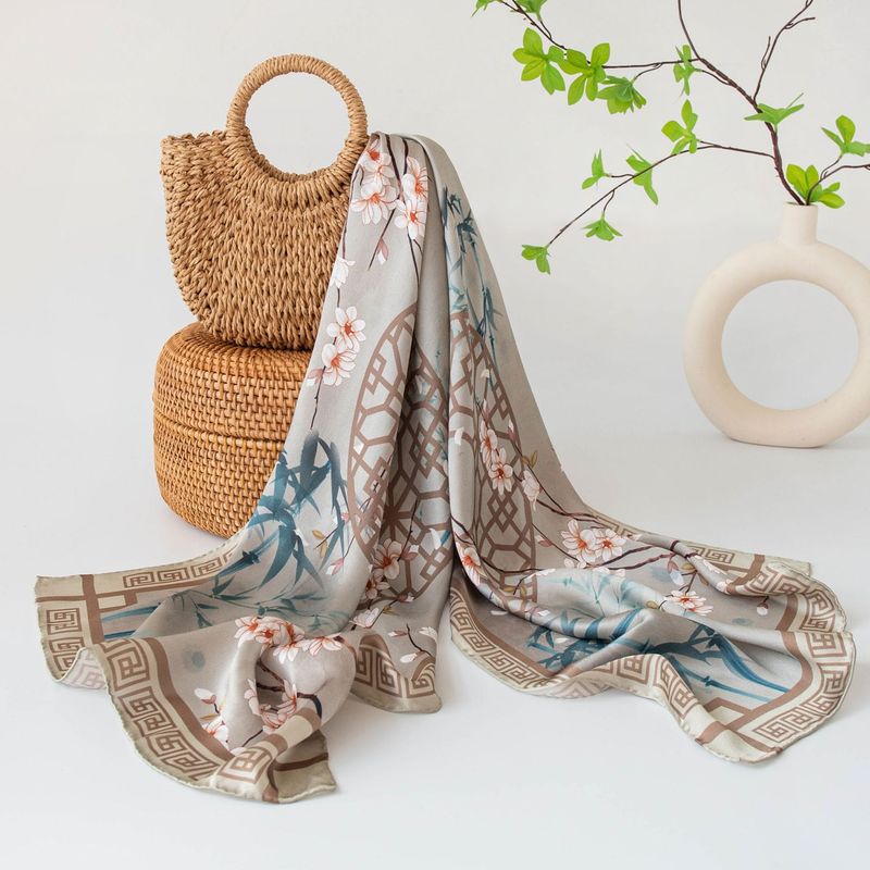 100 % echte Maulbeerseide, Seidenschal mit grünem Landschaftsdruck für Frühling und Sommer 2024, Sonnenschutzschal, als Geburtstagsgeschenk_voghion.com