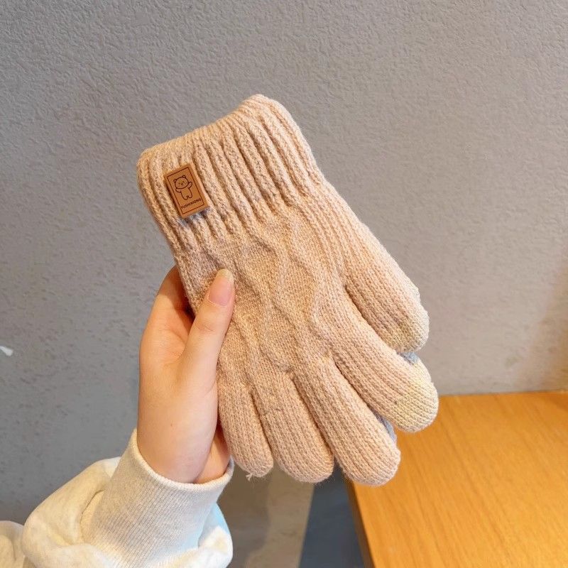 Knitted Wool Gloves Women's Winter 2025 New Solid Color Plus Velvet Thickened Warm Riding Cold-proof Touch Screen Gloves_voghion.com