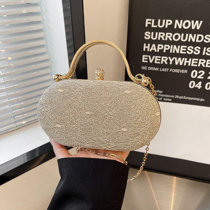 Sommerstil Nischendesign Kette Crossbody Klein Für Frauen Neue Modische Handtasche Täglich Vielseitige Partytasche_voghion.com