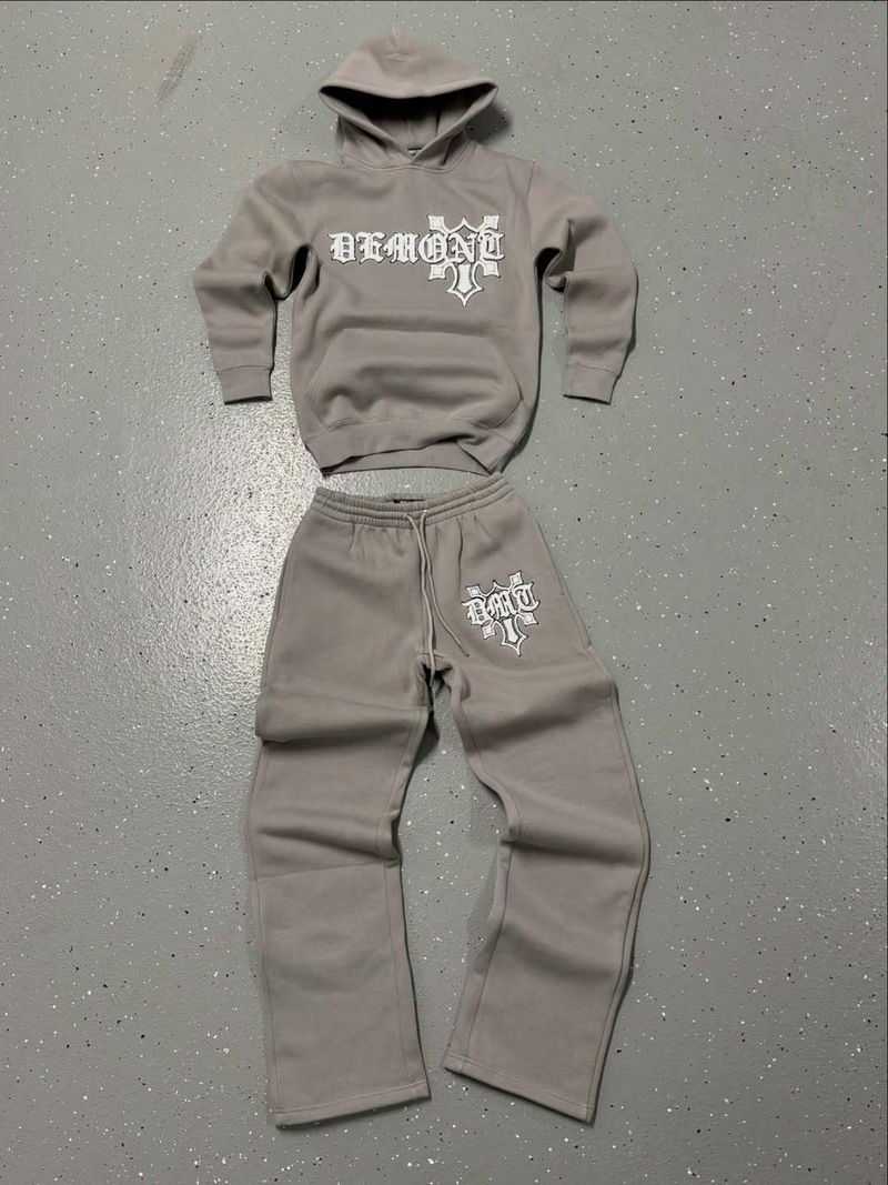 Completo streetwear con felpa con cappuccio e jogger - Pullover unisex hip hop con scritte floccate, vestibilità comoda e casual (nero/grigio, S-XL)_voghion.com