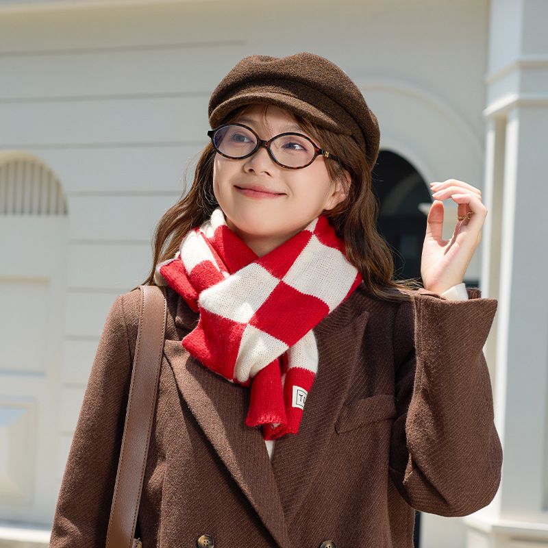 2025 Nuova moda invernale in stile coreano, versatile, di alta qualità, sciarpa a scacchi grande lavorata a maglia per le donne, caldo scaldacollo_voghion.com