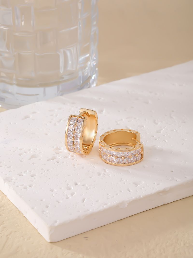 orecchini alla moda con fibbia in zircone quadrato micro-intarsiato, orecchini eleganti della Corea del Sud, orecchini da donna di alta qualità_voghion.com