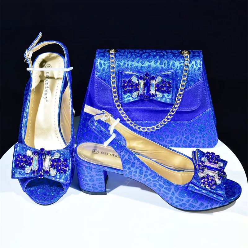 Dinnerparty mit Sandalen mit Schleife und Handtasche für jeden Tag_voghion.com