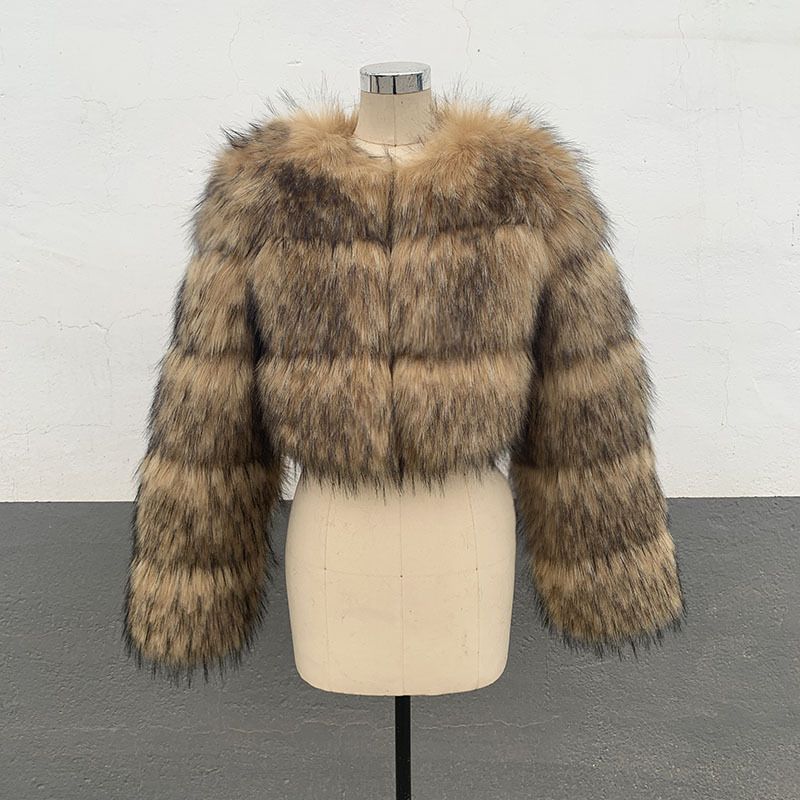 Luxury Faux Raccoon Fur Coat – Warm Winter Coat For Women With Round Neck & Oversized Fit (S-6XL)_voghion.com