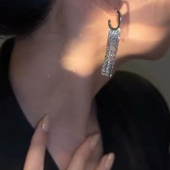 Orecchini da donna di fascia alta, versatili, orecchini di lusso leggeri, modello hot di celebrità di Internet ultra-fata, ganci per le orecchie ad ago d'argento di fascia alta_voghion.com